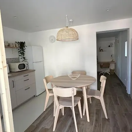 Au Puy De Paugnat Villa Charbonnieres-les-Varennes Buitenkant foto
